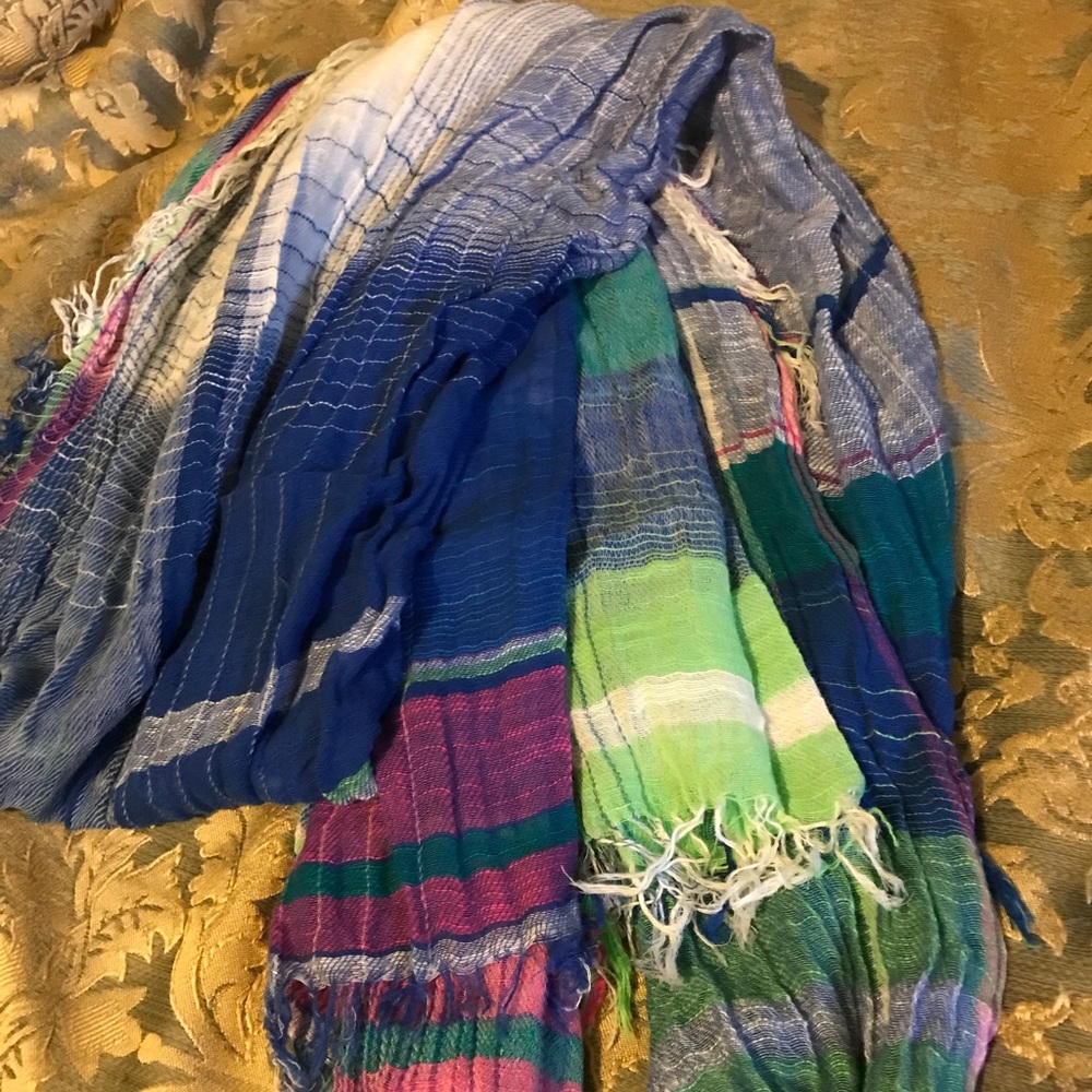 American eagle scarve
